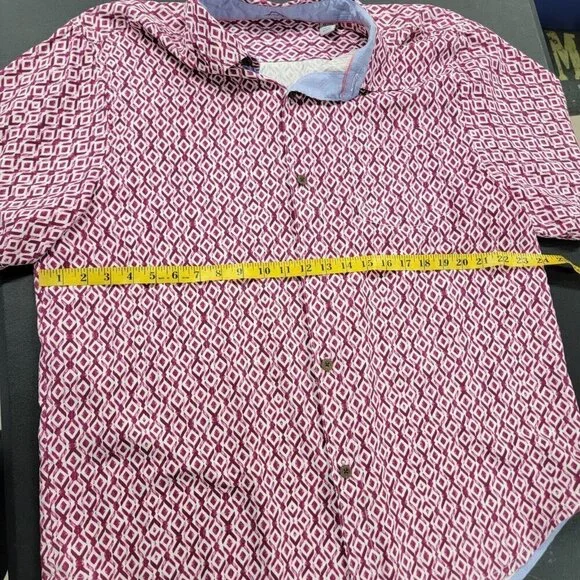 Tommy Bahama XL Button Front Red Geometric Print Silk Shirt Tropical Vacation - Picture 7 of 8